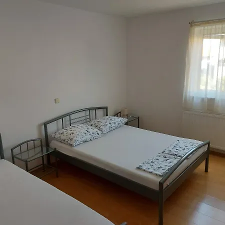 Apartment Apartman Luka Vodice