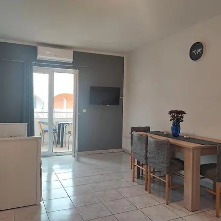 Apartman Luka * Vodice