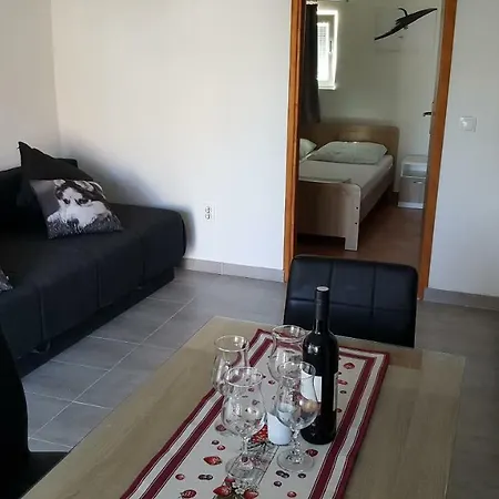 Apartment Apartman Luka *
